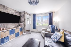 Living Space - click for photo gallery